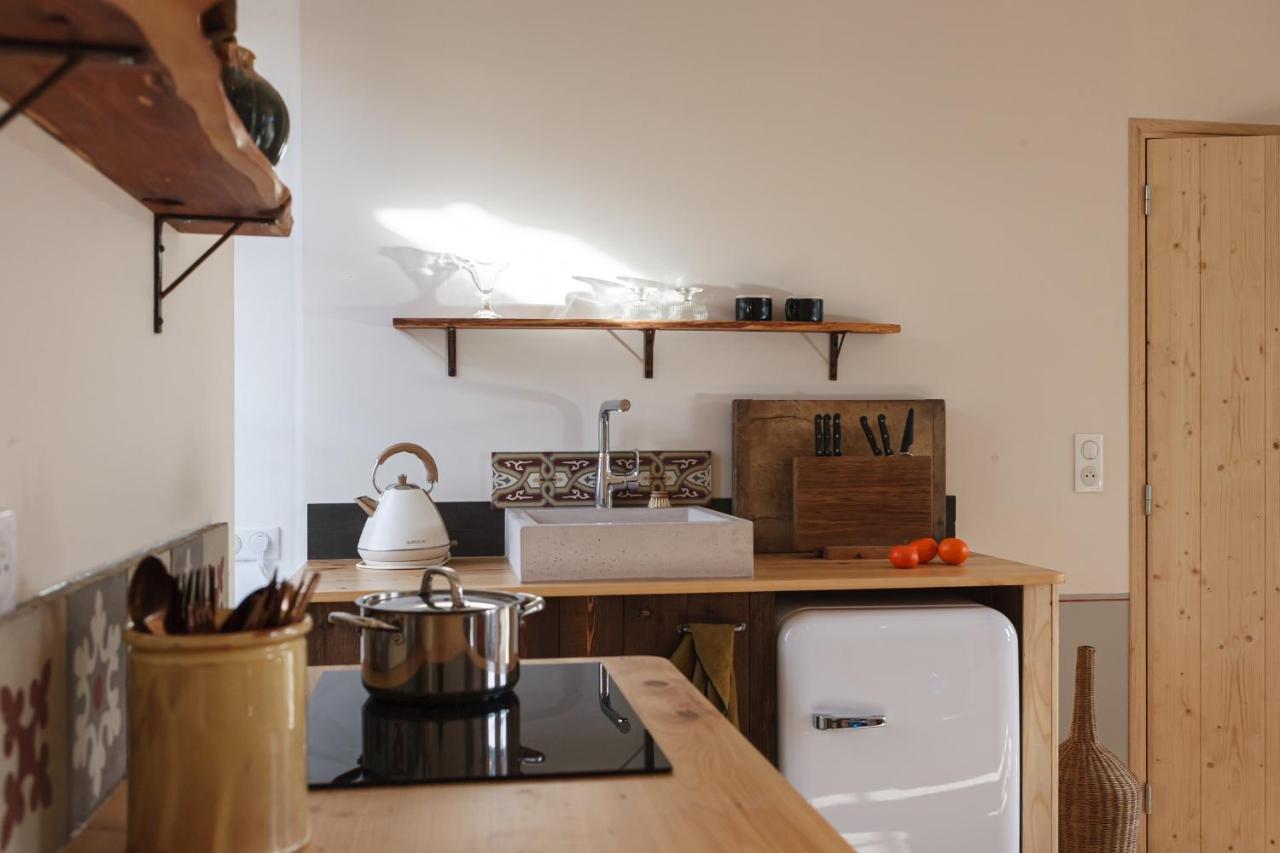 Les Appartements Du Saint Thiers, La Provence Dans Un Coin De La Drome Et L'Esprit D'Une Maison D'Hotes A Saou Exterior photo