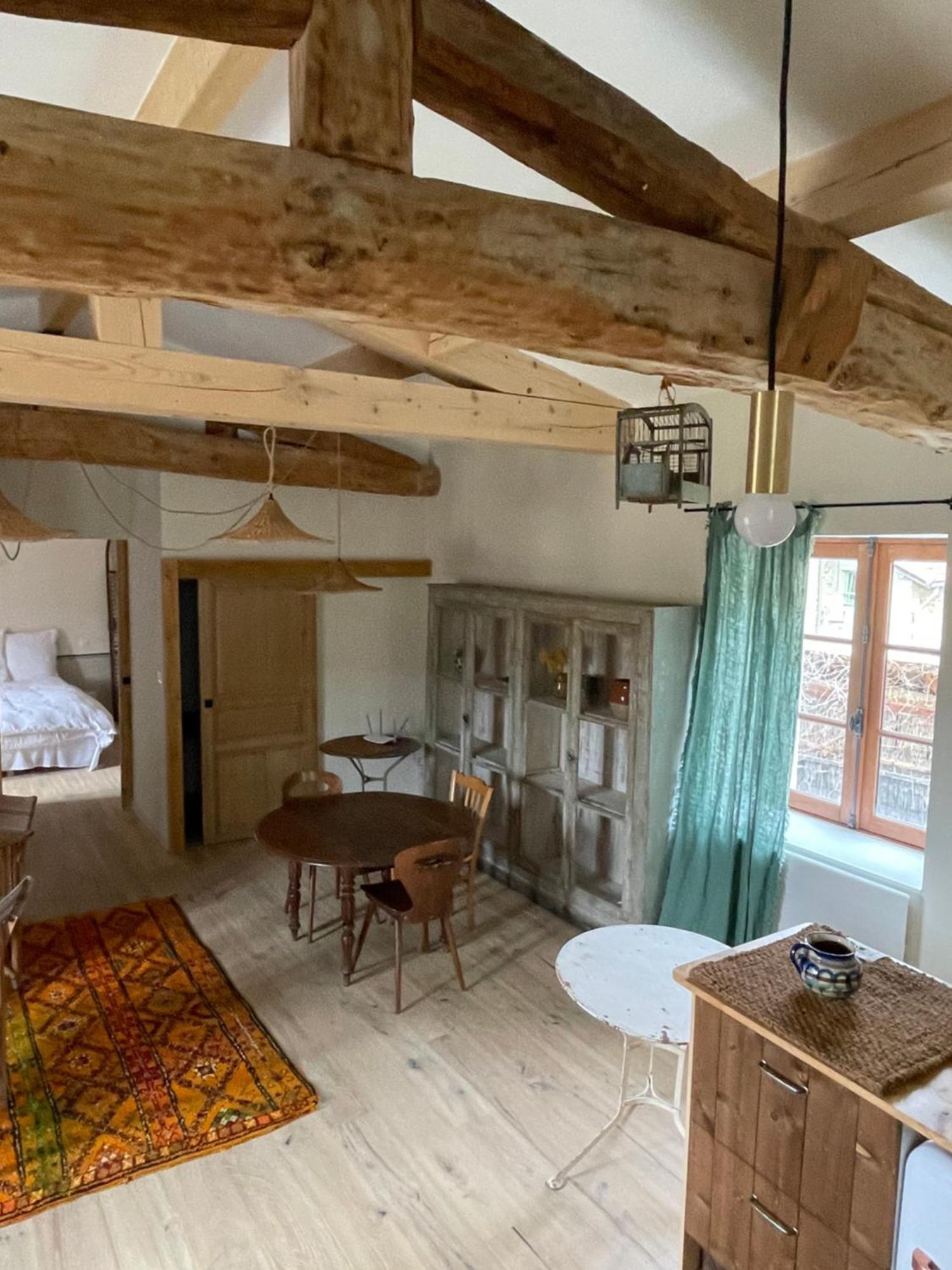 Les Appartements Du Saint Thiers, La Provence Dans Un Coin De La Drome Et L'Esprit D'Une Maison D'Hotes A Saou Exterior photo