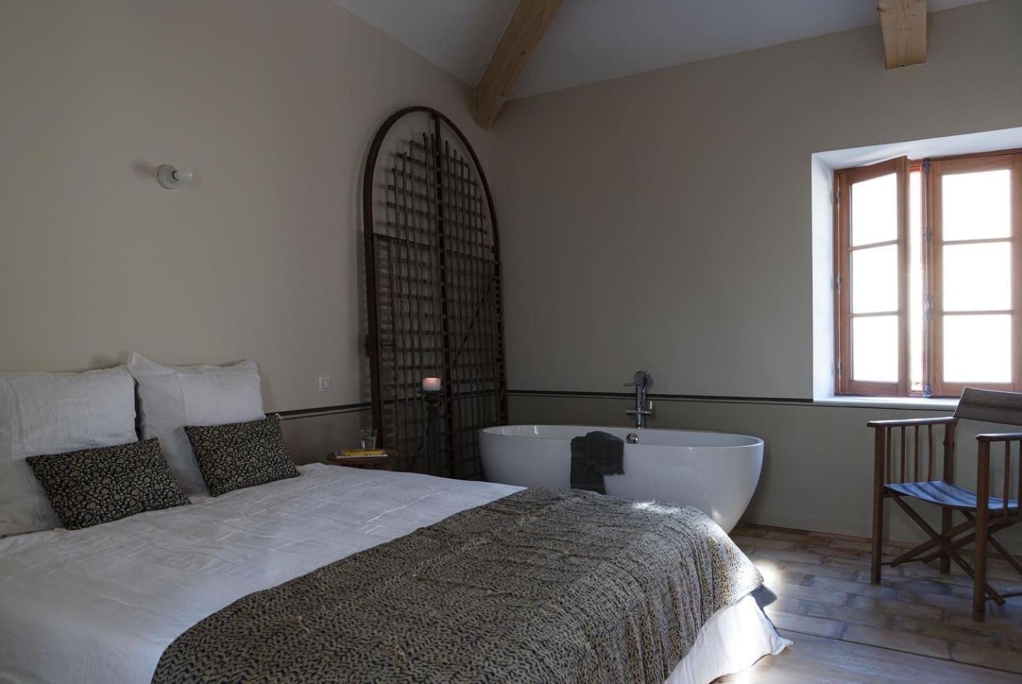 Les Appartements Du Saint Thiers, La Provence Dans Un Coin De La Drome Et L'Esprit D'Une Maison D'Hotes A Saou Exterior photo